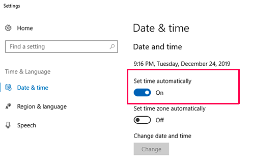 As configurações de data e hora são ativadas para sincronizar automaticamente